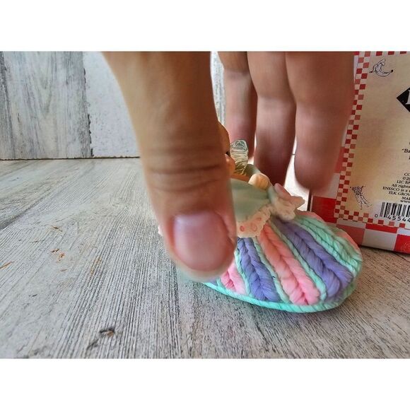 Enesco baby kitchen fairy bootie‎ little fairies 2004 new statue figurine - Picture 2 of 9